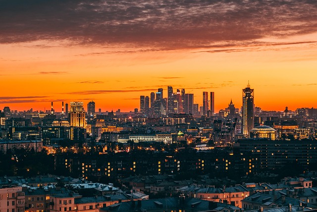 В городе